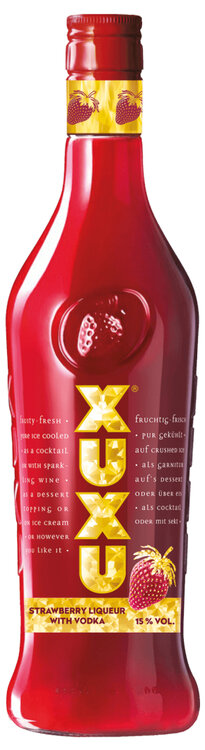 XUXU Erdbeerdrink + Vodka
