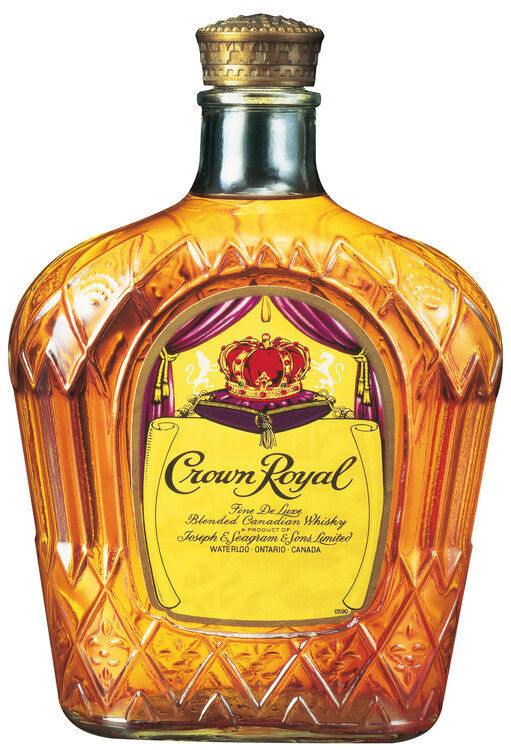 Whisky Crown Royal Premium Canadian Whisky (ausverkauft, voraussichtlich Mitte 2024 wieder verfügbar)