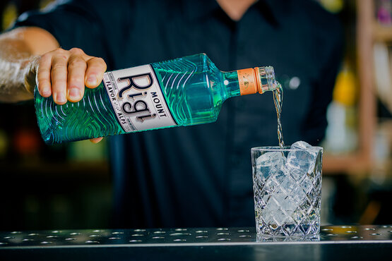 Mount Rigi - Flavour of the Alps Aperitif Liqueur Schweiz